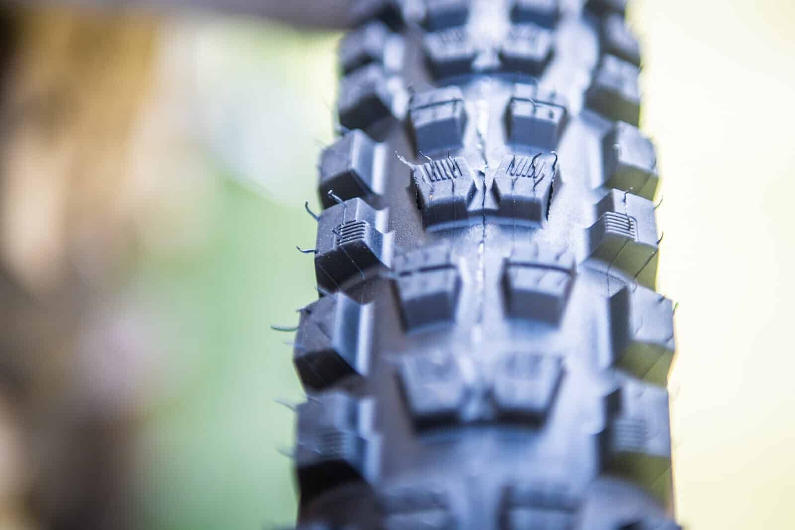 SPECIALIZED BUTCHER GRID TRAIL TLR T9 29×2.6