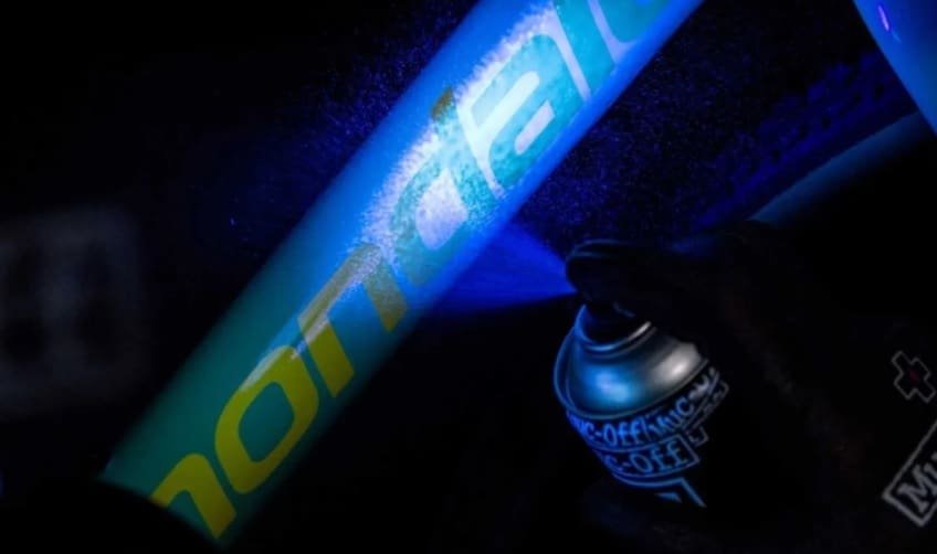 MUC-OFF E-BIKE PROTECT 500ML