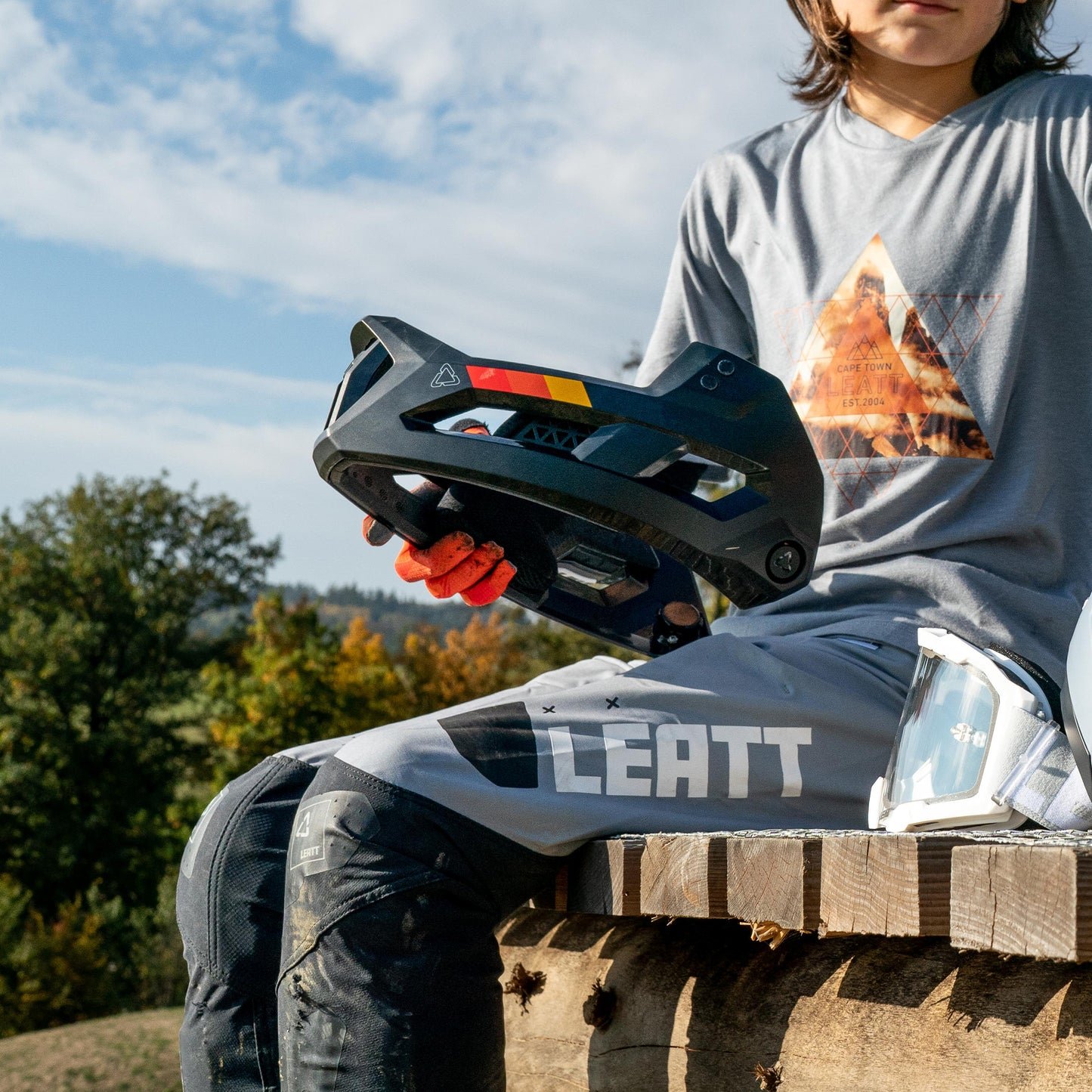 LEATT GRAVITY 4.0 Niños