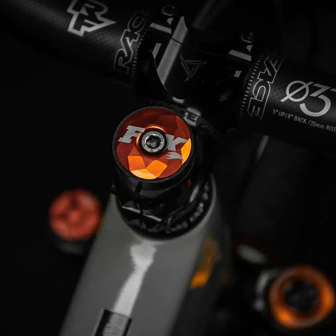 TAPA FOX PARA JUEGO DE DIRECCION 1 1/8