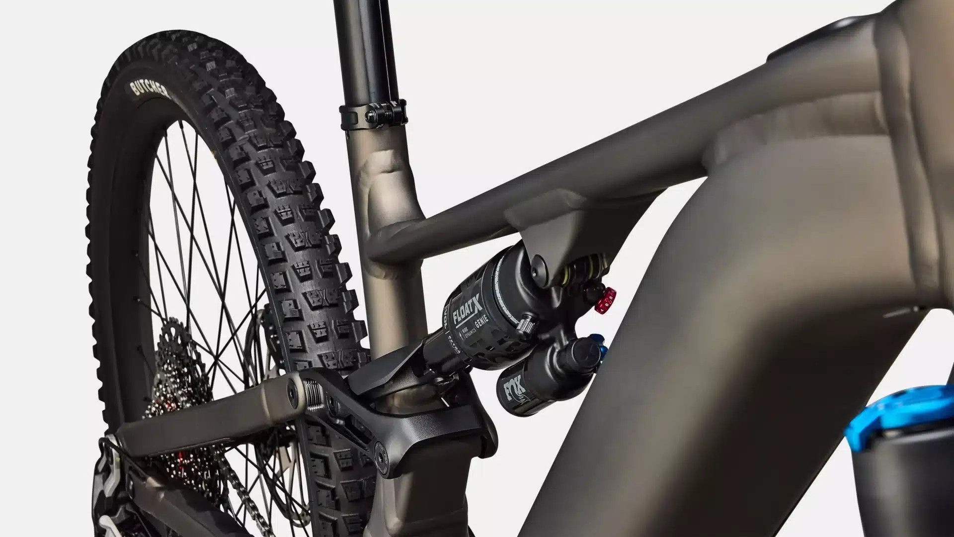 TURBO LEVO 4 COMP ALLOY