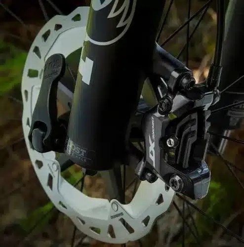 SHIMANO MT800 180mm Ice Tech Center Lock