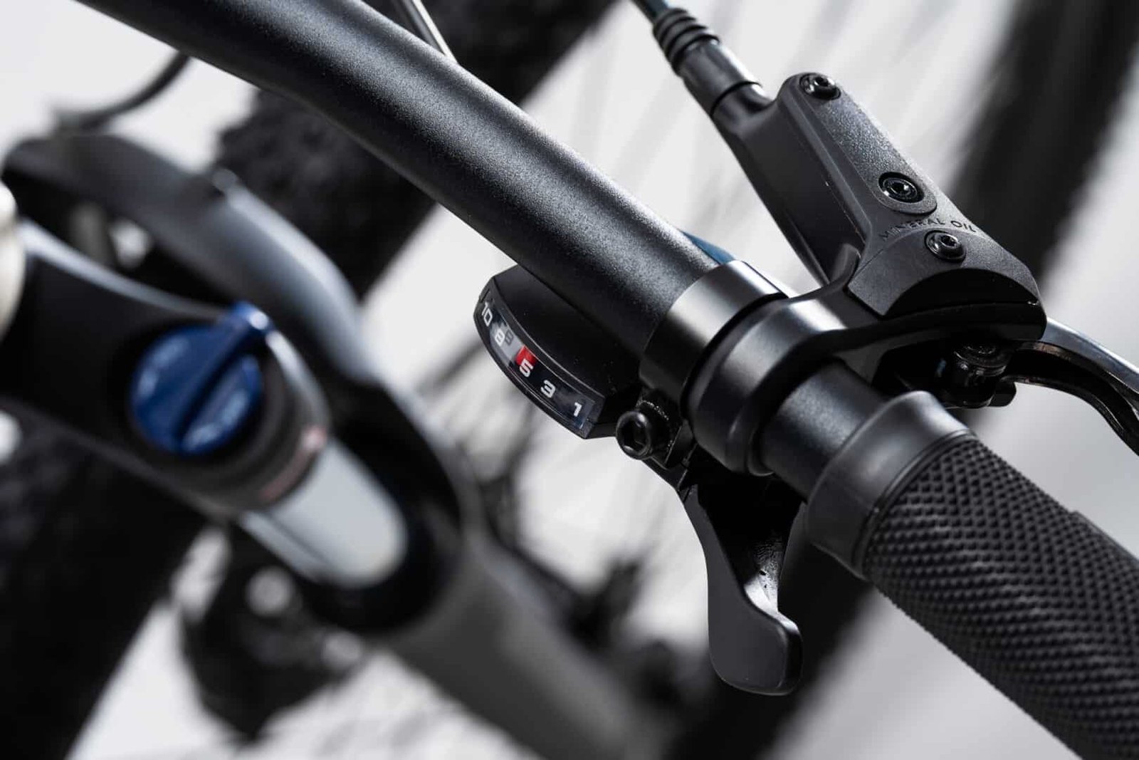 LIT SPORT 1x10 Shimano Cues