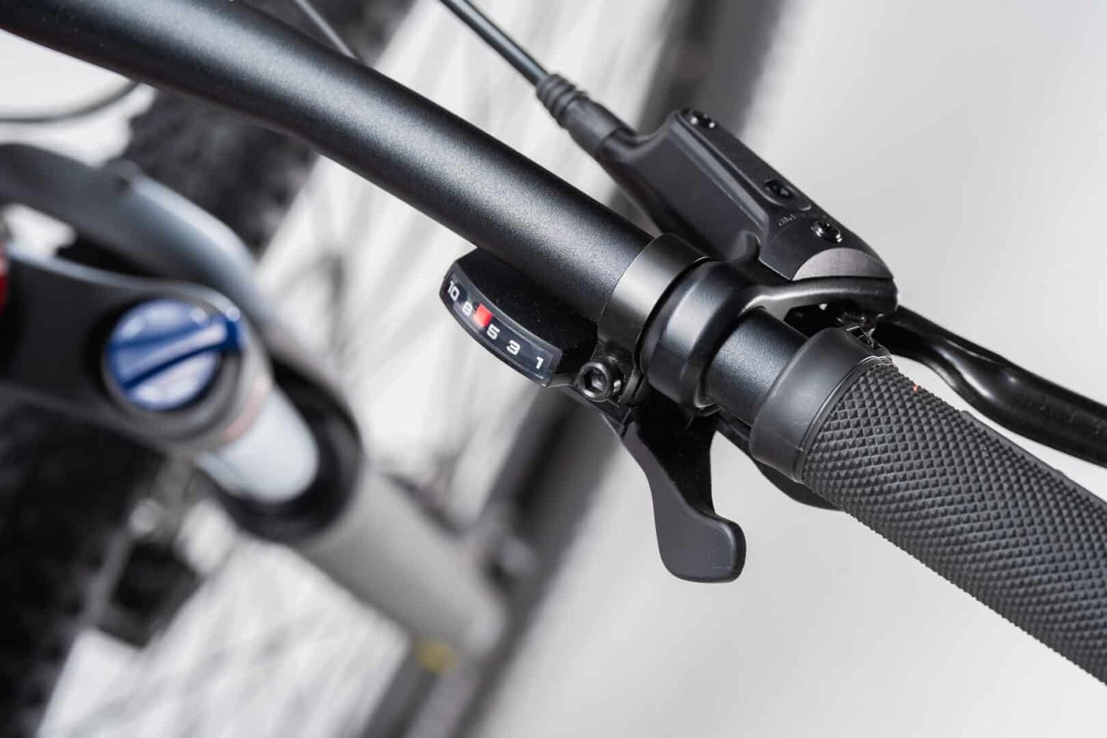 LIT SPORT 1x10 Shimano Cues