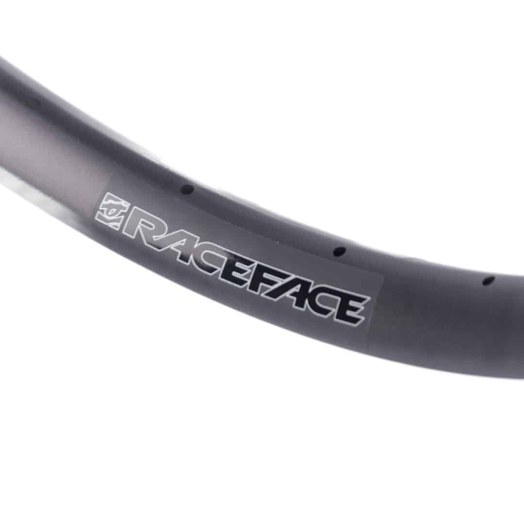 RACE FACE TURBINE R R29 35mm 28h