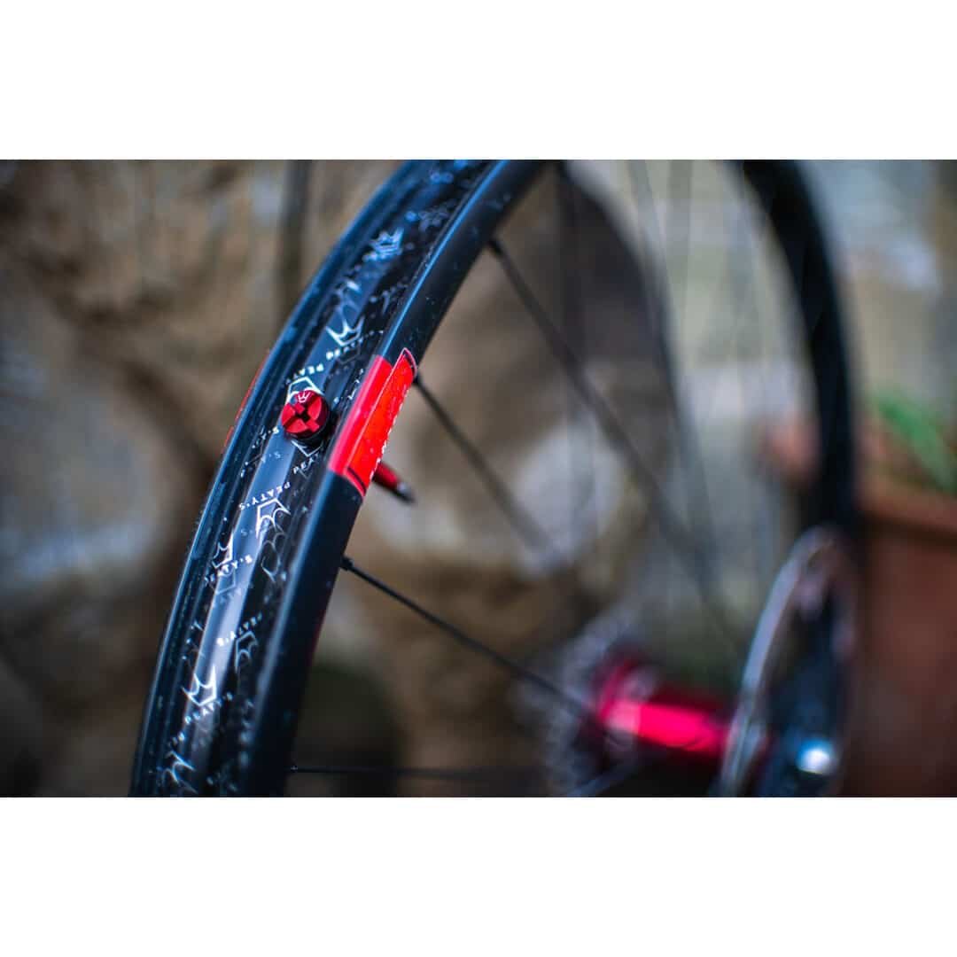 PEATYS HOLESHOT TUBELESS RIM TAPE 32MMx10M